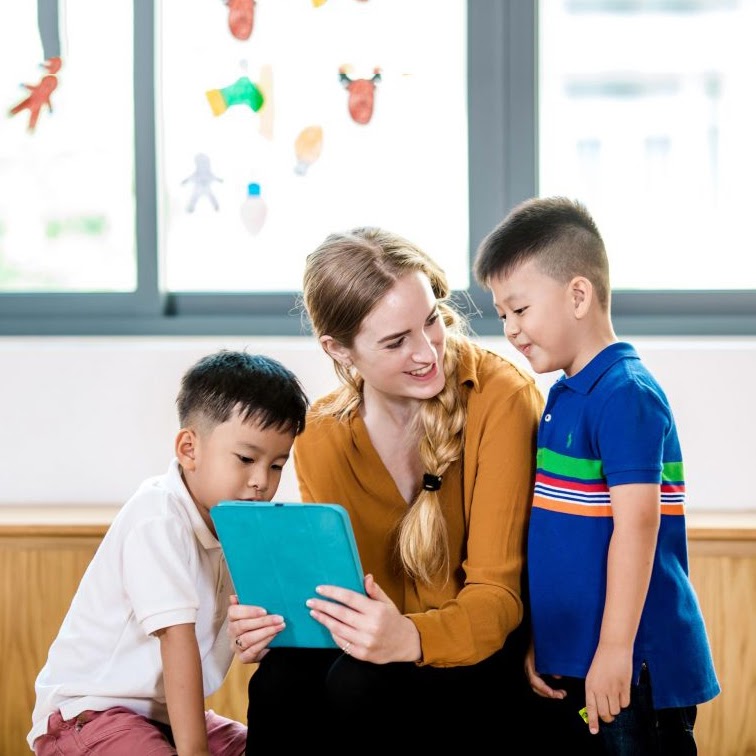 dạy tiếng Anh cho trẻ 4 tuổi