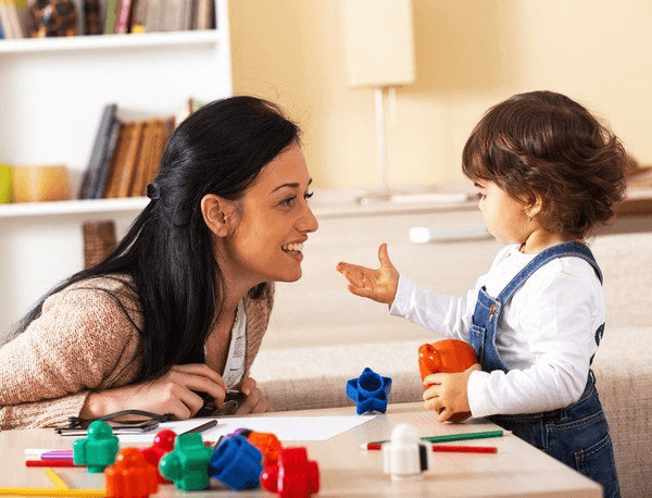 Trong cách dạy học tiếng Anh cho bé lớp 2 nên ưu tiên kỹ năng nói