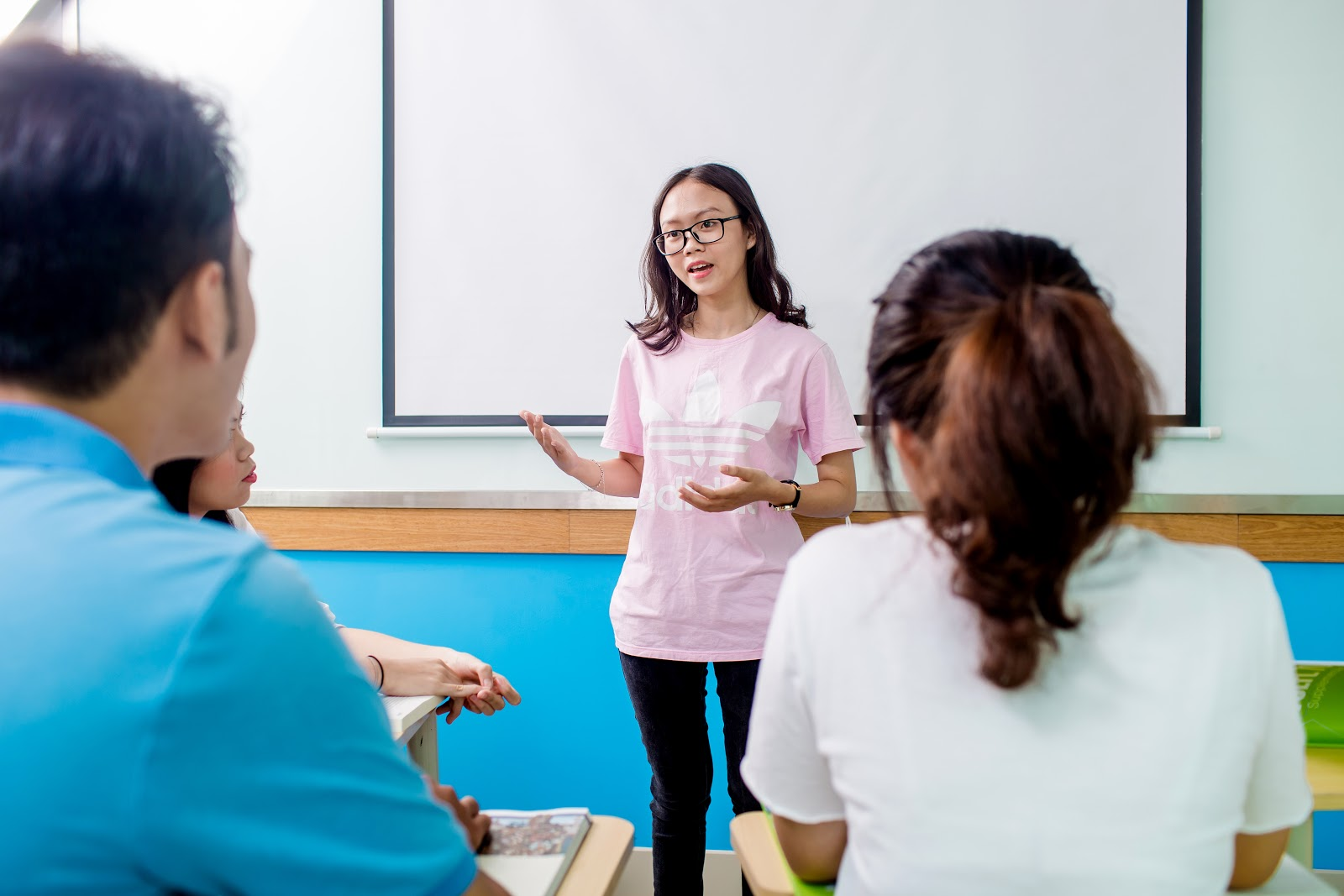 Đừng chỉ tự học