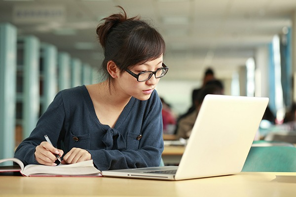 Hình thức học tiếng Anh trực tuyến có tính linh động cao